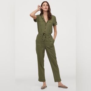 Never worn, no tags to provide